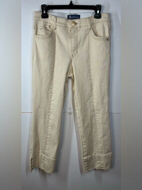 Democracy Absolution Capri Pants Women’s Size 8 Cream MidRise Stretch Cuffed Hem